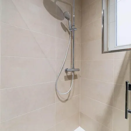 Refait A Neuf Montmartre - 18 - 2p Apartmán